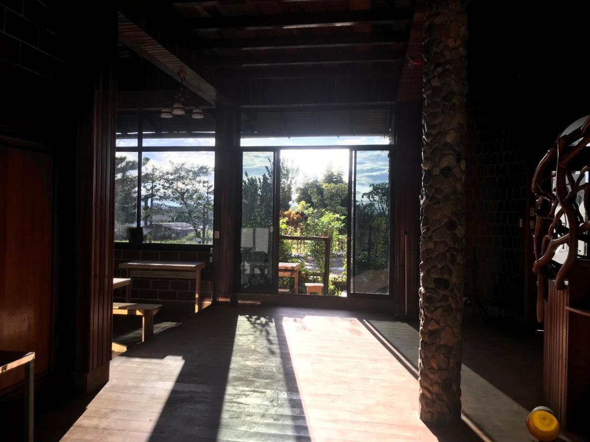The Roadhouse Bed and Breakfast Tena Esterno foto